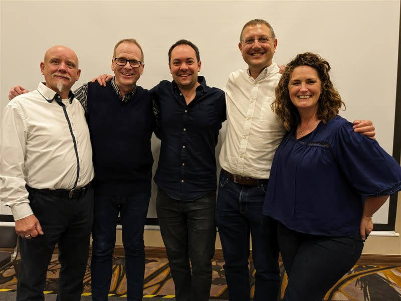 Early Qunifi team